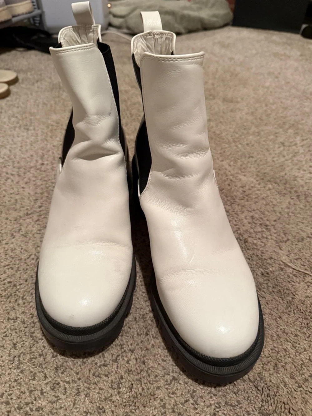 Lulu's White Leather Chelsea Boots size 10